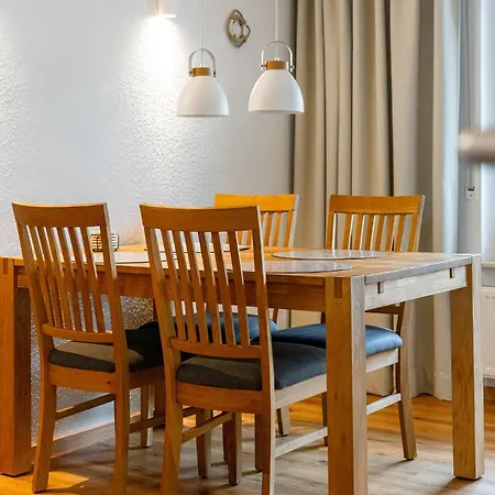 Ruhehafen * Greetsiel